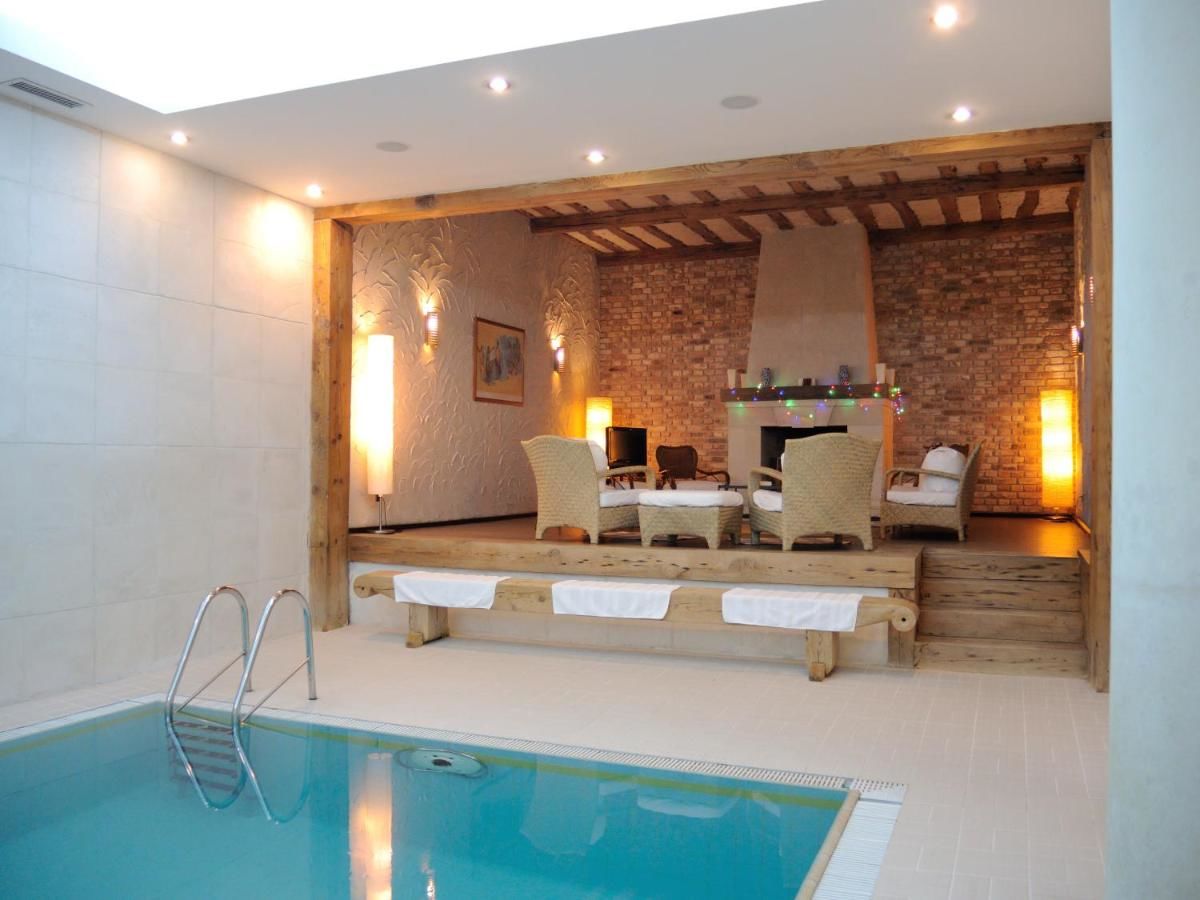 Отель Гранд Отель Украина Днепр-27